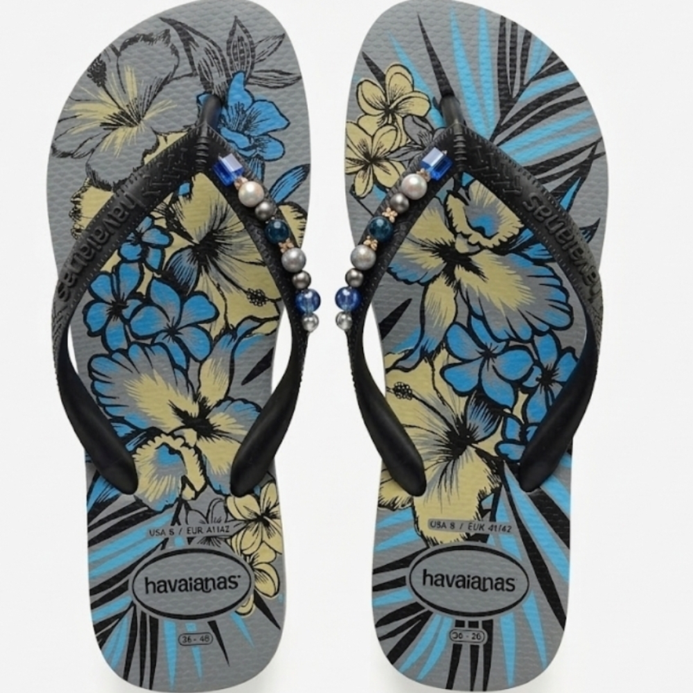 Havaianas Gray Flip Flops with Blue Floral Design